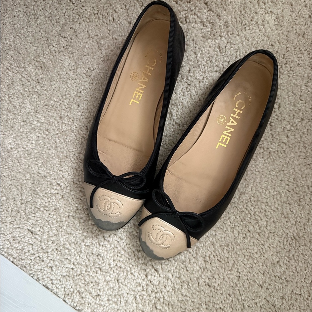 Chanel Ballet flats